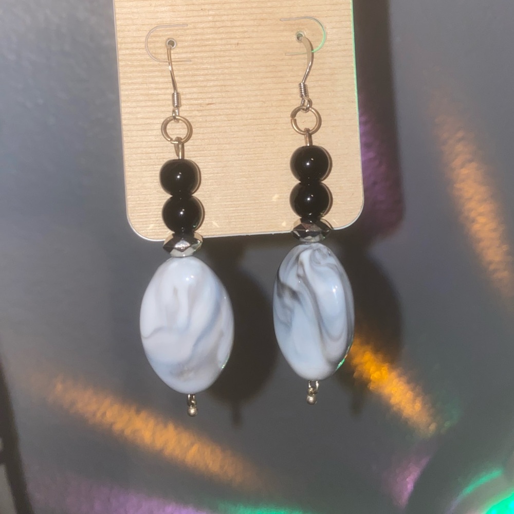 Hand made earrings - Picture 3 of 9